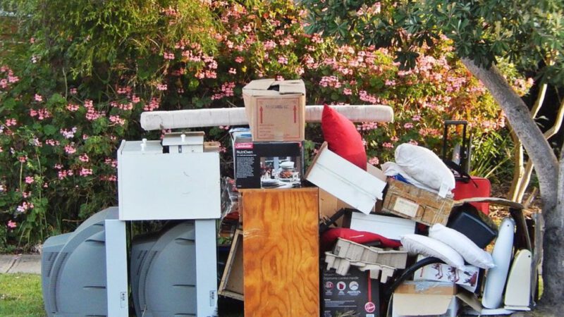 Factors To Consider When Hiring Residential Junk Removal Services